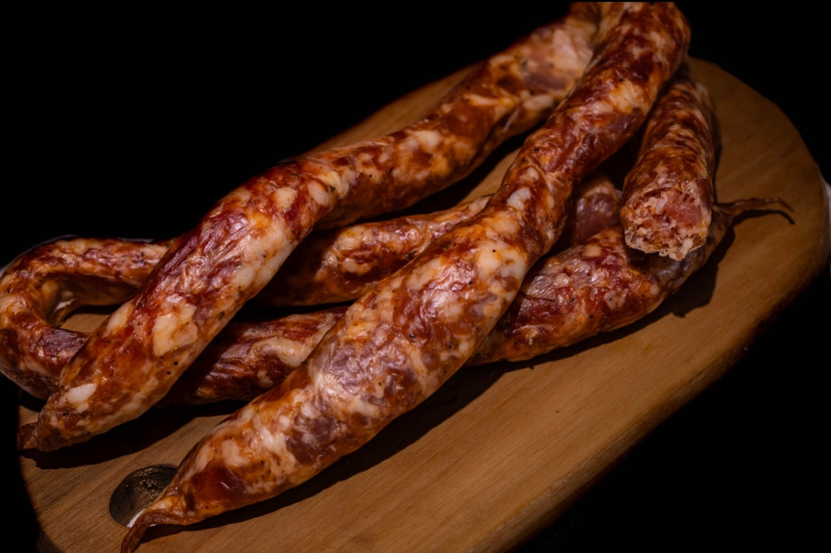 Cârnați de porc afumați