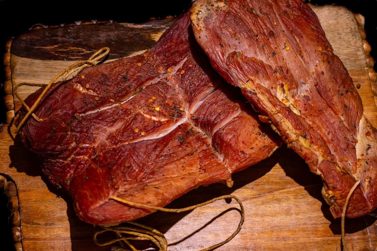 Pastramă de porc afumată