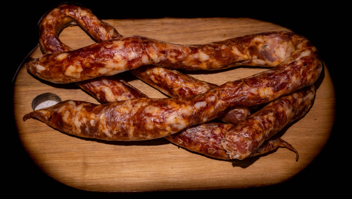 Cârnați de porc afumați
